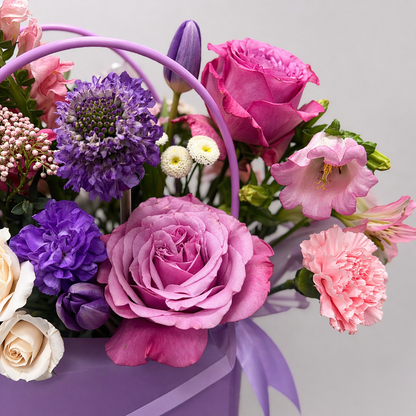 Colorful bouquet of flowers with pink and purple tones 