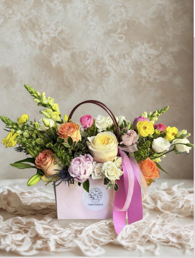 Gloumur in Bloom – Luxury Pastel Floral Tote